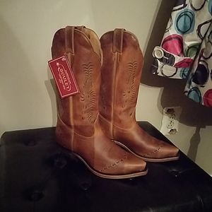 Size 7 Boulet womans cowboy Boot